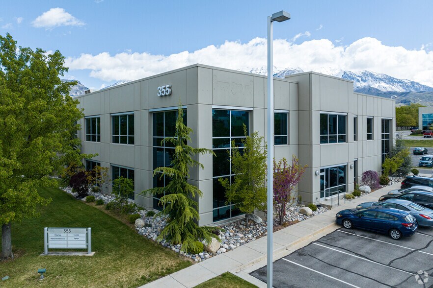 355 S 520 W, Lindon, UT à louer - Photo de l’immeuble – Image 3 sur 4