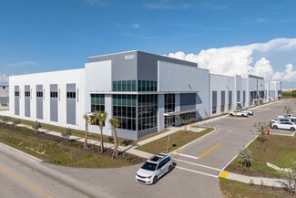 Plus de détails pour 16361 Lee Rd, Fort Myers, FL - Industriel/Logistique à louer