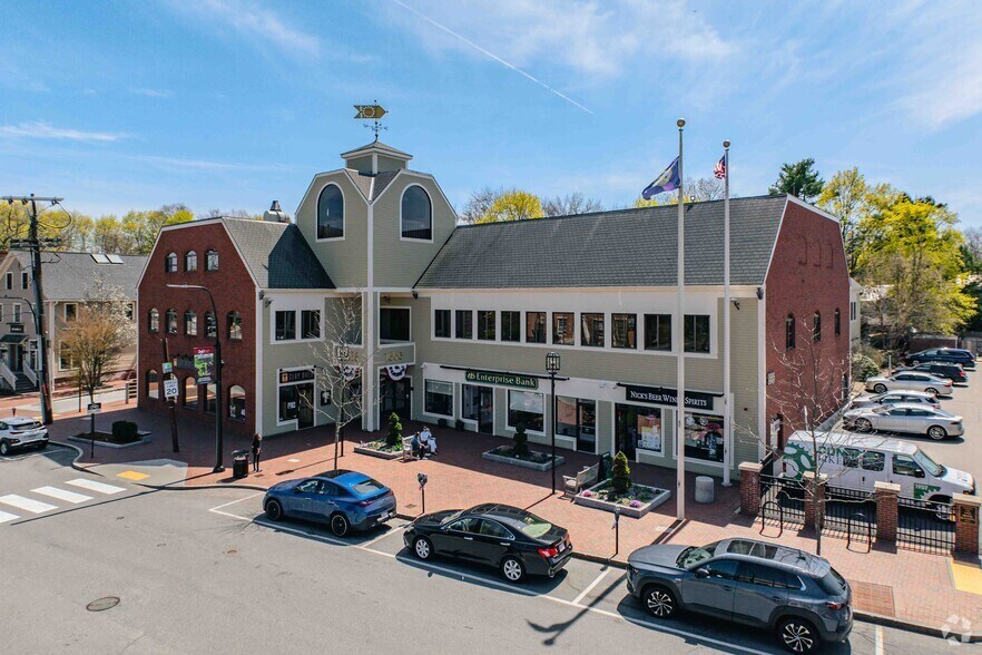 1666 Massachusetts Ave, Lexington, MA à louer - Photo principale – Image 1 sur 4