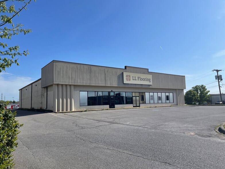 115 Terminal Rd, Clarksville, TN à louer - Photo de l’immeuble – Image 3 sur 6