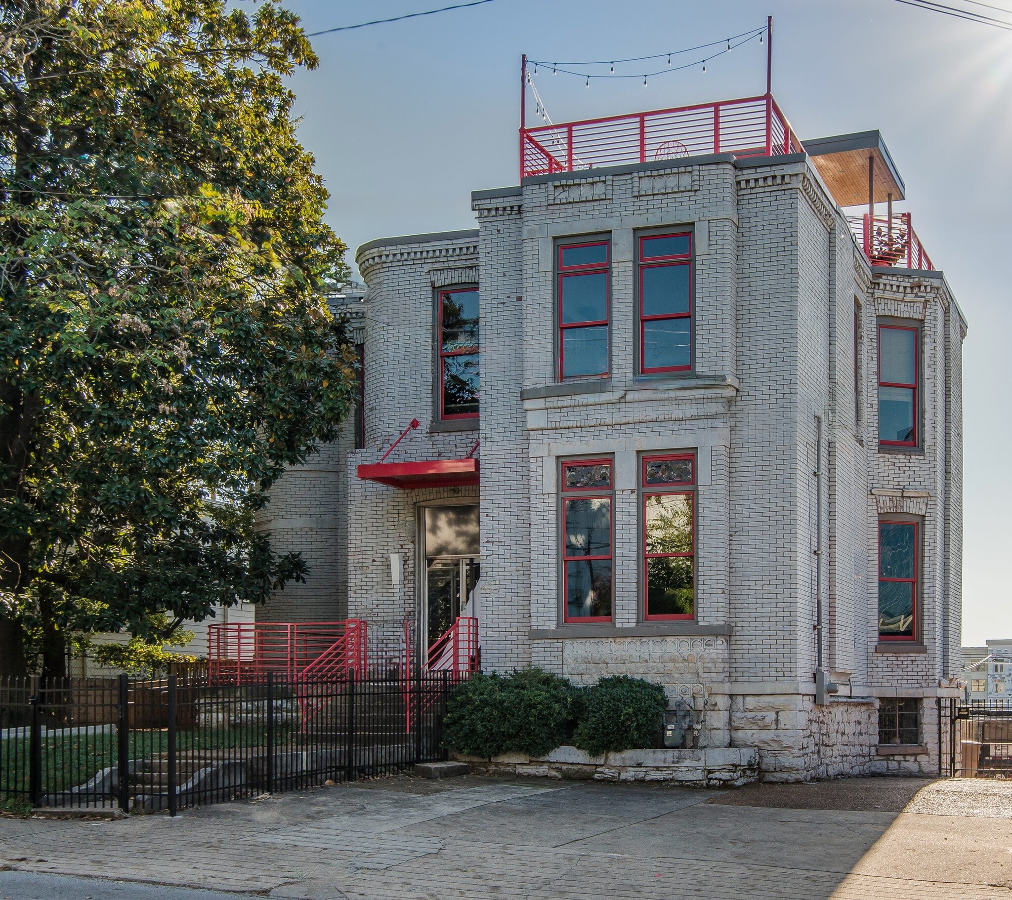509 3rd Ave S, Nashville, TN à louer Photo de l’immeuble– Image 1 sur 10