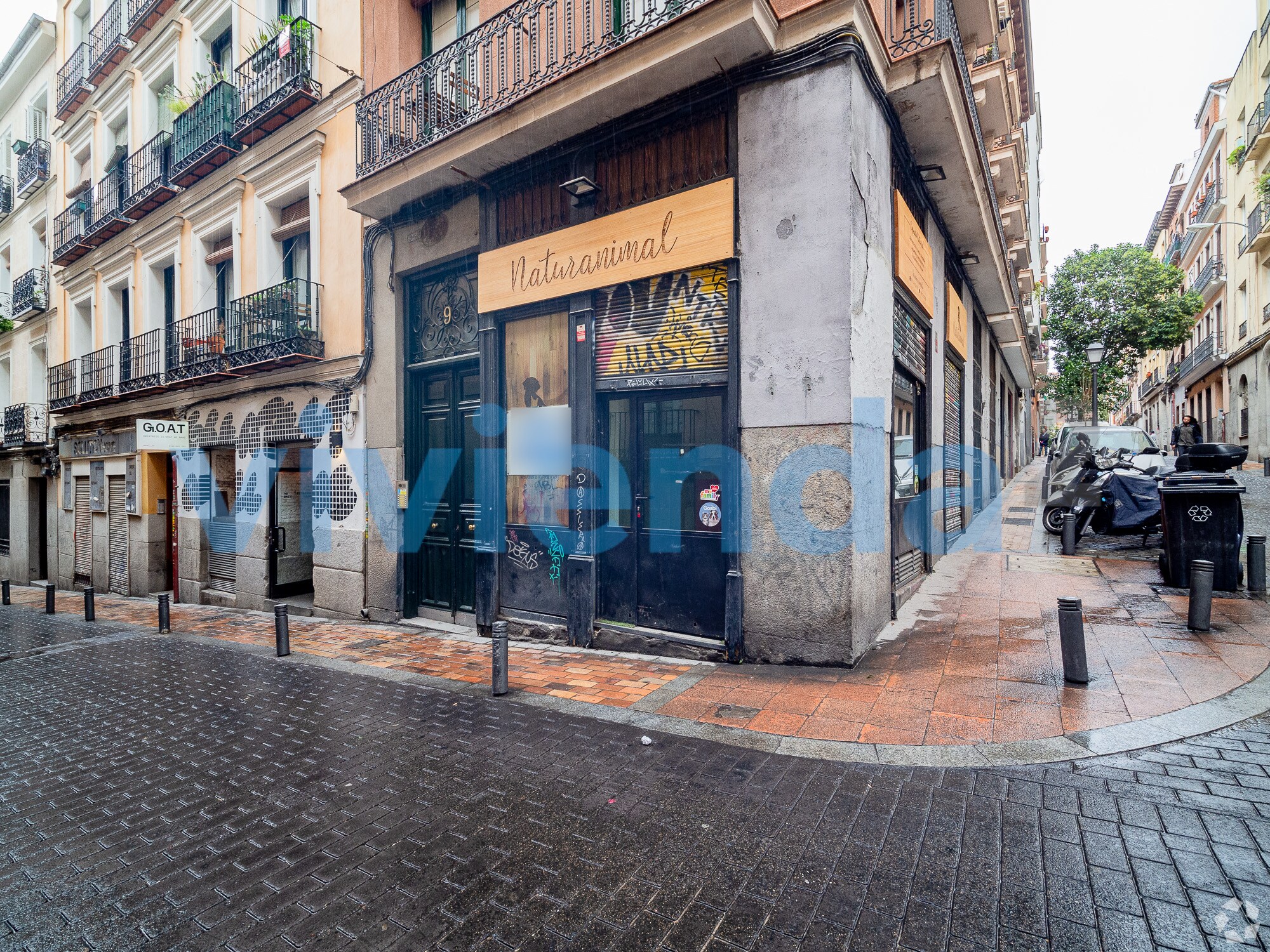 Immeuble residentiel dans Madrid, Madrid à vendre Photo intérieure– Image 1 sur 2