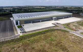 Plus de détails pour Chippenham Rd, Chippenham - Industriel/Logistique à louer