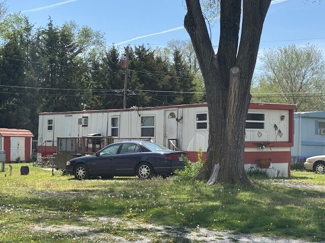 1800 Windsor, Newton, KS à vendre - Photo de l’immeuble – Image 3 sur 8