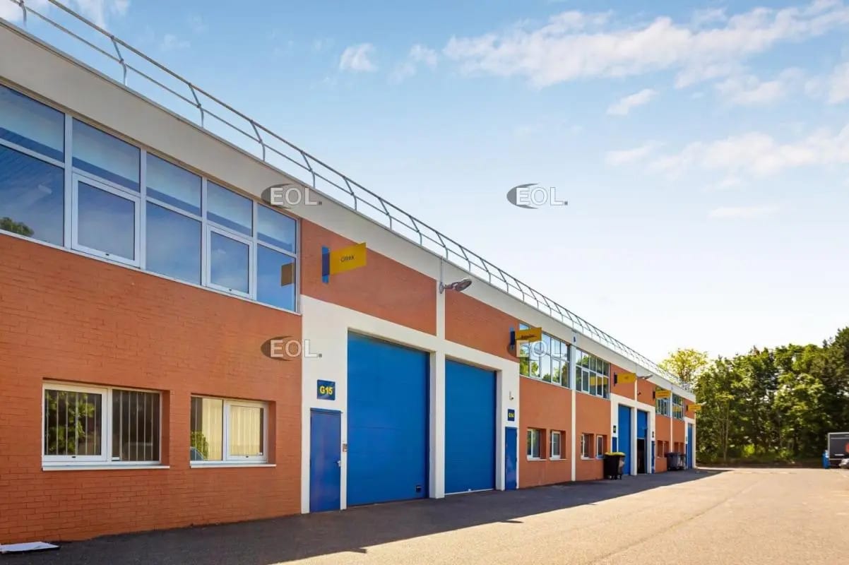 Local d’activités dans SAINT-OUEN-L'AUMONE à louer Photo de l’immeuble– Image 1 sur 23