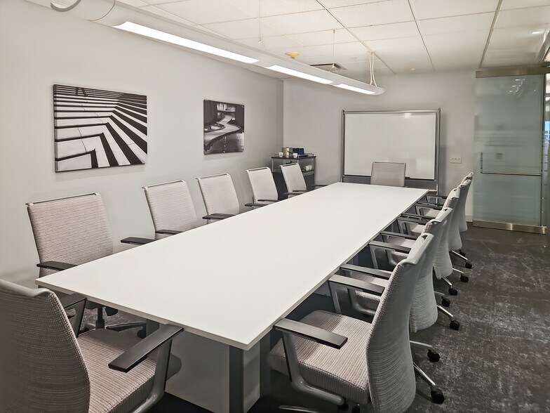 1 Bridge Plz N, Fort Lee, NJ à louer - Photo de l’immeuble – Image 3 sur 23