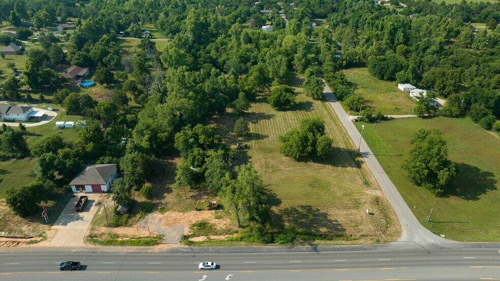 13311 NE 23rd St, Choctaw, OK à vendre - Photo de l’immeuble – Image 3 sur 4