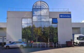 Plus de détails pour 12 Avenue Gutenberg, Bussy-Saint-Georges - Industriel/Logistique à louer