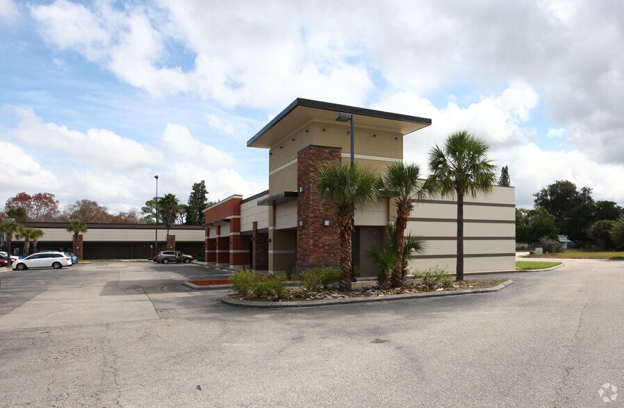 2065-2111 Tamiami Trl S, Venice, FL à louer - Photo de l’immeuble – Image 3 sur 4