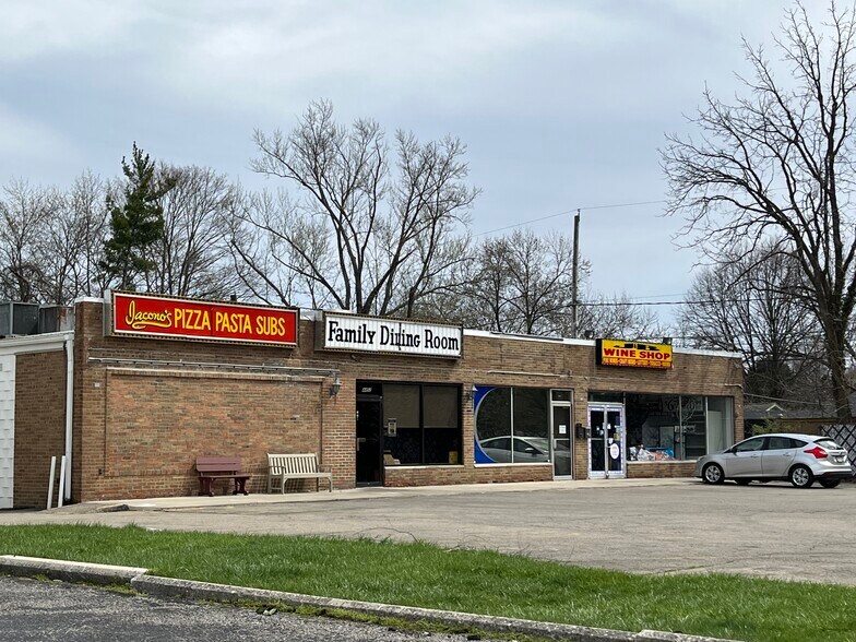 4448-4454 Kenny Rd, Columbus, OH à vendre - Photo de l’immeuble – Image 2 sur 2