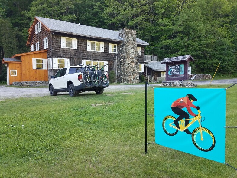 5672 US Route 4, Killington, VT à vendre - Photo de l’immeuble – Image 3 sur 21