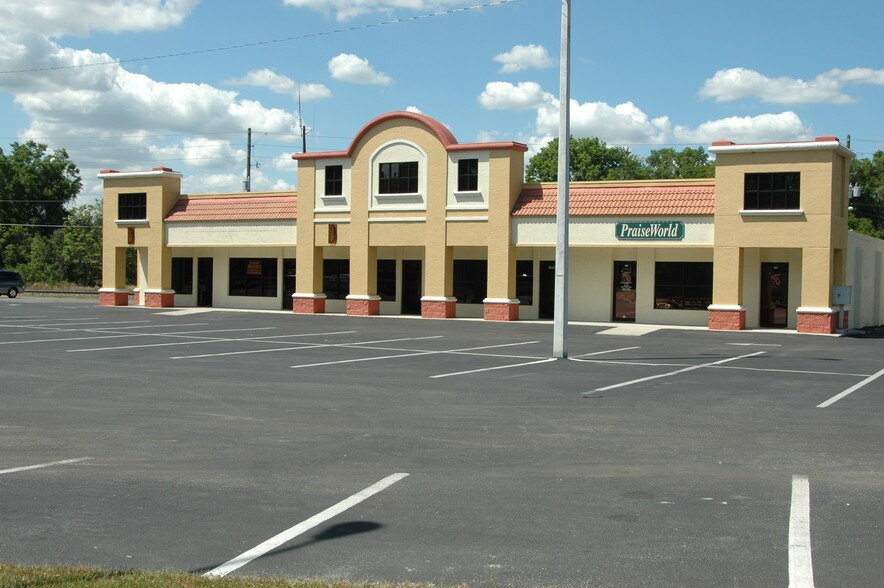 1007-1029 NE 14th St, Ocala, FL à louer - Photo de l’immeuble – Image 2 sur 3