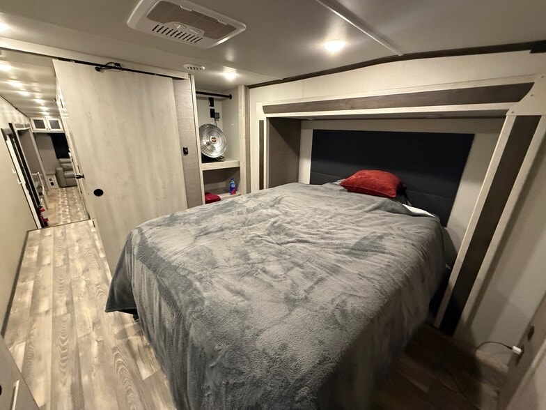 31815 E Historic Columbia RI Hwy, Troutdale, OR à vendre - Photo intérieure – Image 2 sur 124