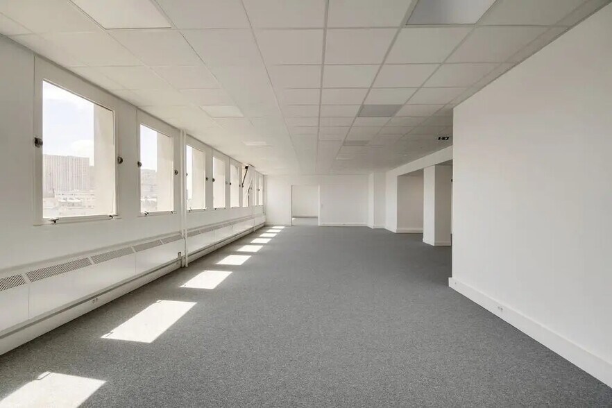 58 Rue Du Dessous Des Berges, Paris à louer - Photo de l’immeuble – Image 2 sur 6