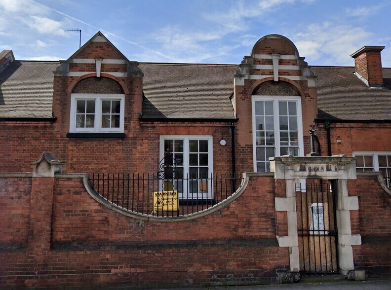 179 Hornsey Rd, Londres à vendre - Photo de l’immeuble – Image 2 sur 3