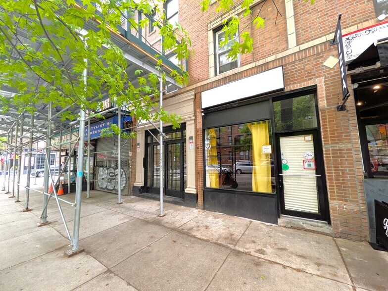 32-20 34th Ave, Astoria, NY à louer - Photo de l’immeuble – Image 3 sur 3