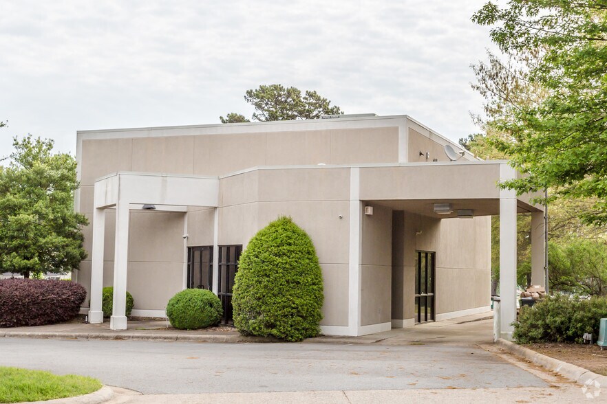 12211 W Markham, Little Rock, AR à louer - Photo de l’immeuble – Image 3 sur 18