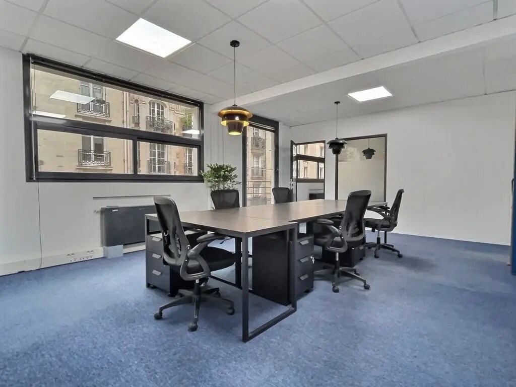 3 Square Desaix, Paris à louer Photo de l’immeuble– Image 1 sur 12