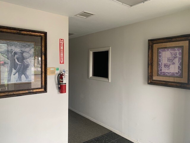 15825 1st St, Channelview, TX à louer - Photo de l’immeuble – Image 2 sur 8
