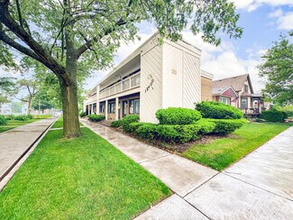 Plus de détails pour 12400 Greenwood Ave, Blue Island, IL - Logement à vendre
