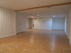 43-47 Broad St, Red Bank, NJ à louer Photo intérieure– Image 2 sur 9