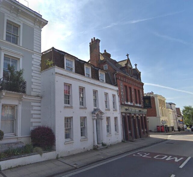 51 Southgate St, Winchester à vendre - Photo de l’immeuble – Image 3 sur 17