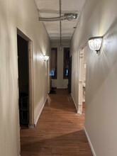 313 Grove St, Jersey City, NJ à louer Photo intérieure– Image 2 sur 5