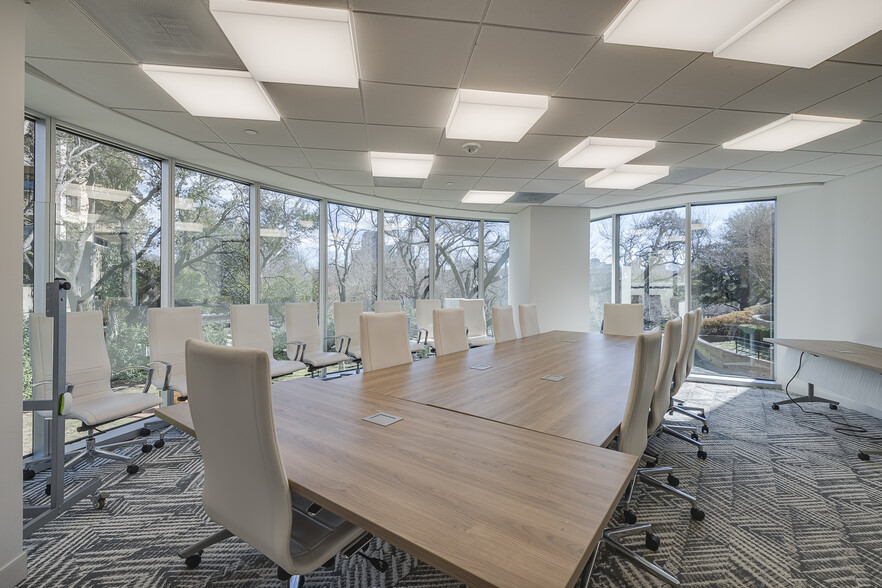 3811 Turtle Creek Blvd, Dallas, TX à louer - Photo intérieure – Image 3 sur 21