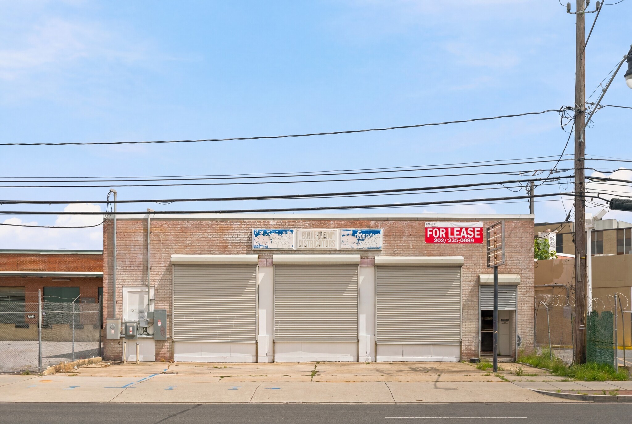 931 Brentwood Rd NE, Washington, DC à louer Photo de l’immeuble– Image 1 sur 27