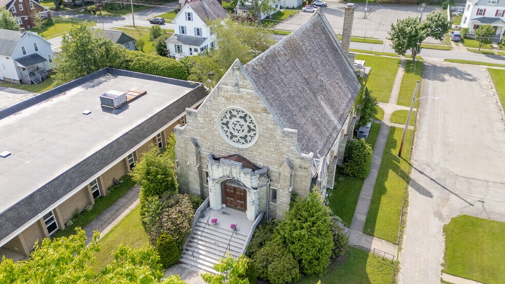 309 N Broad St, Grove City, PA à vendre - Photo de l’immeuble – Image 3 sur 31