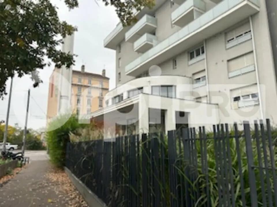 Bureau dans Lyon à louer Photo de l’immeuble– Image 1 sur 6