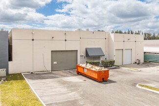 Plus de détails pour 1500-1550 NW 94th Ave, Miami, FL - Industriel/Logistique à louer