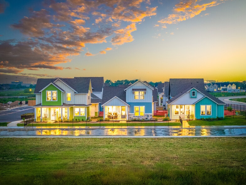 Garten Haus at Solms Landing, New Braunfels TX - Commerce
