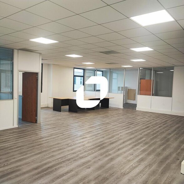 Bureau dans Créteil à louer - Photo intérieure – Image 2 sur 11