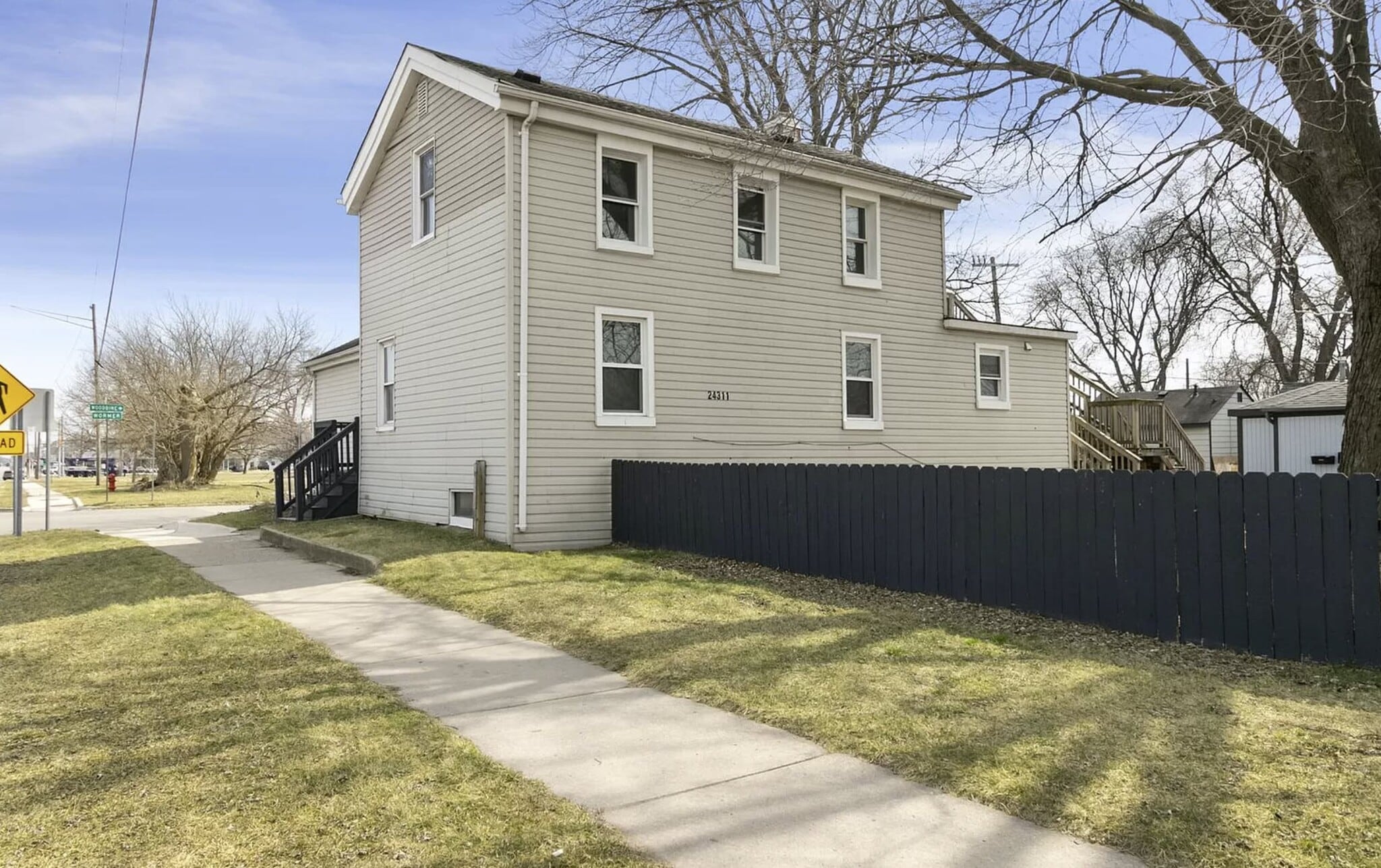 24311 Plymouth Rd, Redford Township, MI à vendre Photo principale– Image 1 sur 3