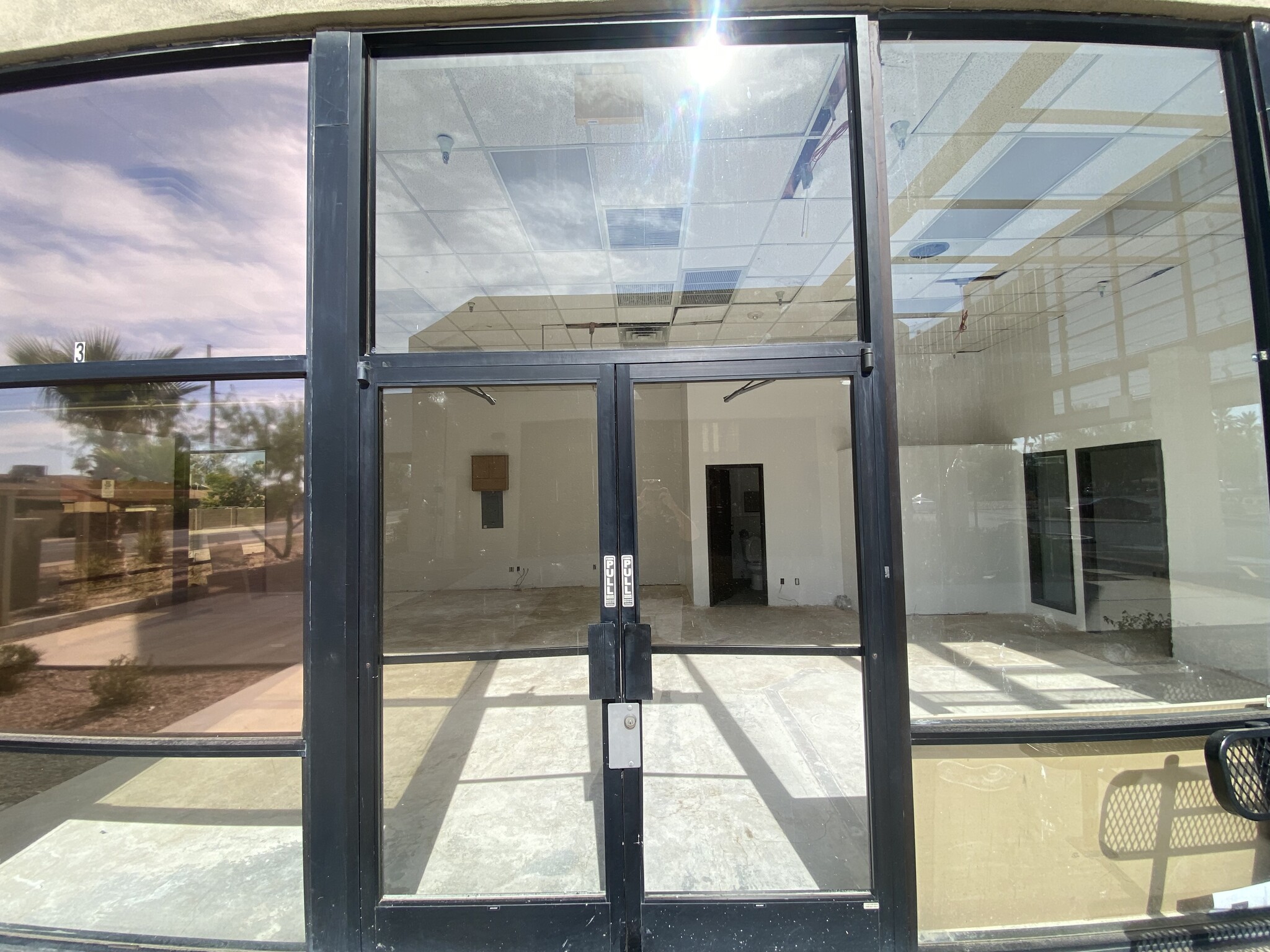 S Stapley Dr, Mesa, AZ à louer Photo de l’immeuble– Image 1 sur 4