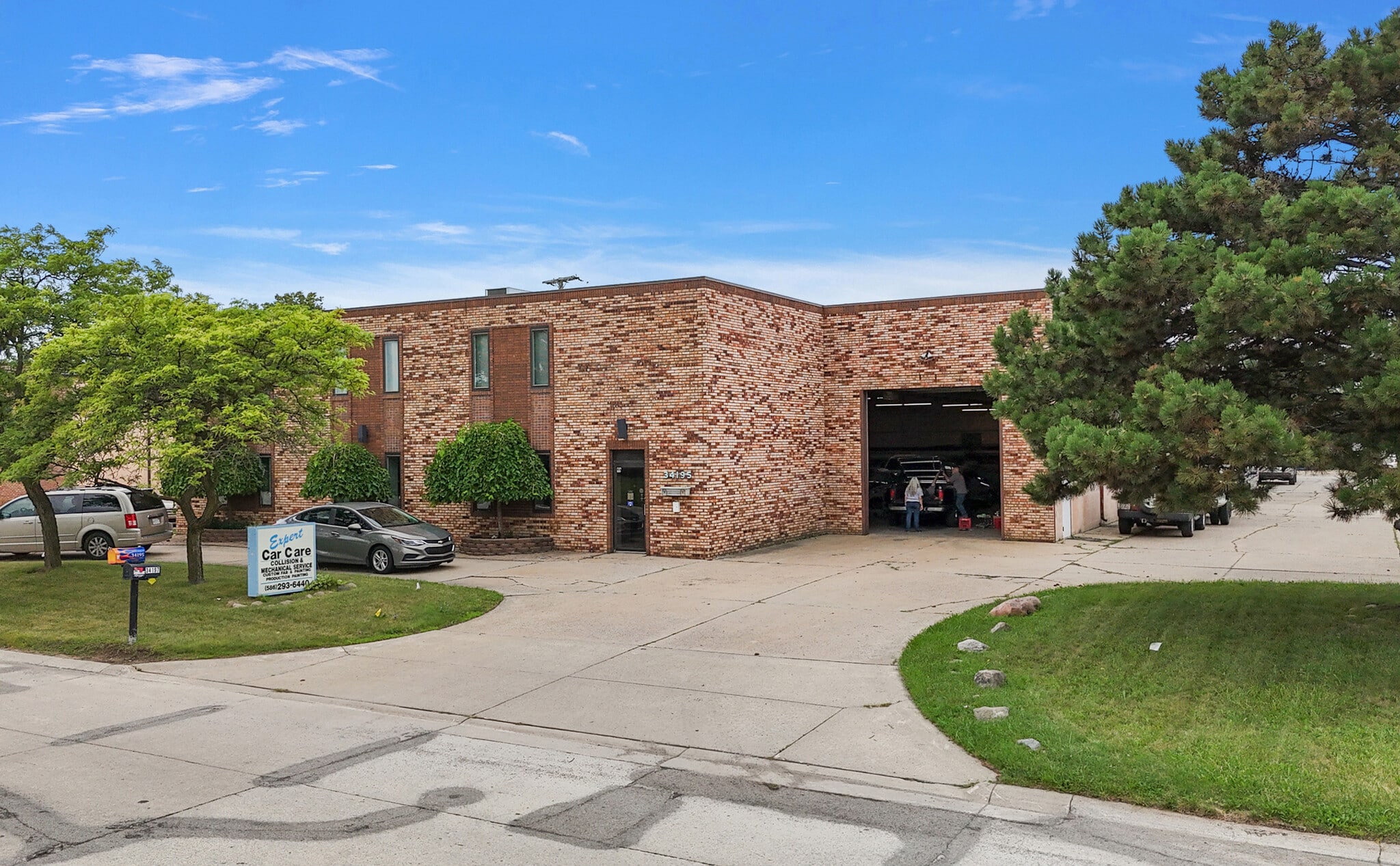 34195 Riviera Dr, Fraser, MI à vendre Photo intérieure– Image 1 sur 1