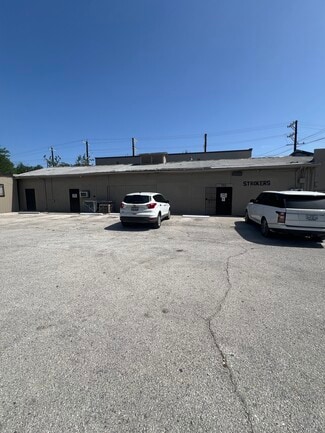Plus de détails pour 705 Roosevelt Ave, San Antonio, TX - Sports et loisirs à vendre