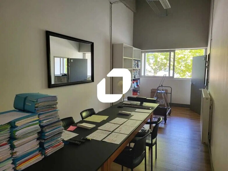 Bureau dans Bègles à louer - Photo de l’immeuble – Image 2 sur 14
