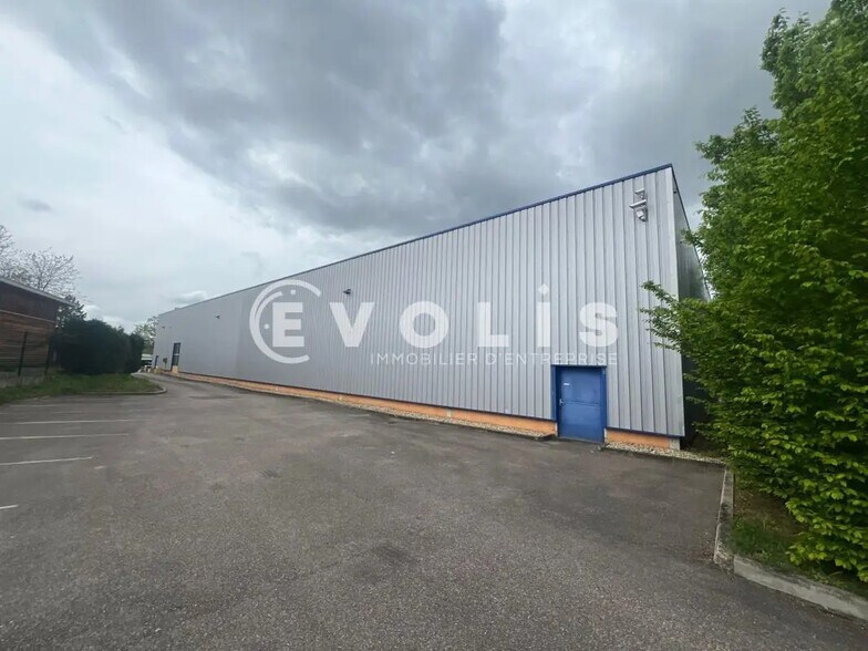 Bureau dans Chaponost à louer - Photo de l’immeuble – Image 2 sur 20