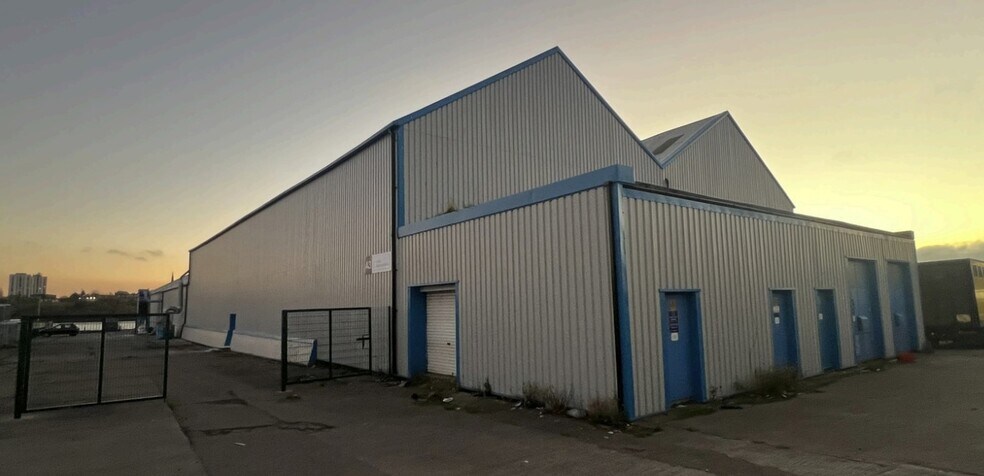 Stephenson St, Wallsend à louer - Photo de l’immeuble – Image 1 sur 2
