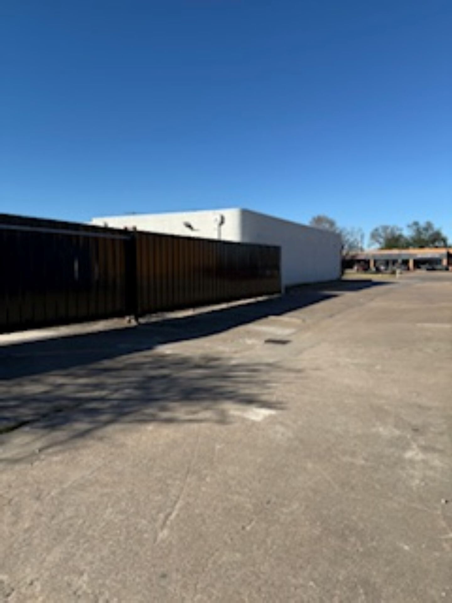 8535 Bellfort Ave, Houston, TX à louer Photo de l’immeuble– Image 1 sur 2