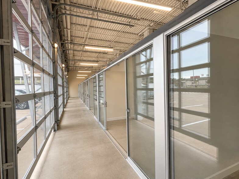 1726 Austin Ave, Waco, TX à louer - Photo de l’immeuble – Image 2 sur 23