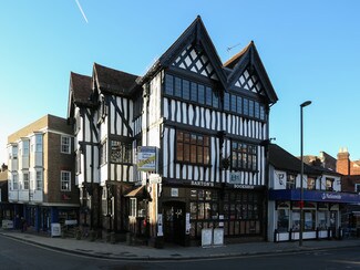 Plus de détails pour 2 Bridge St, Leatherhead - Bureau à louer