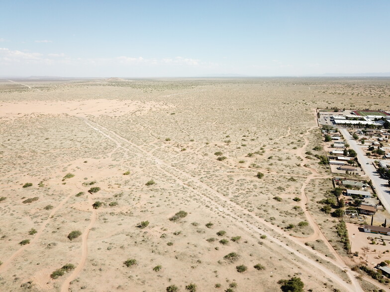 15001 Greg Dr, El Paso, TX à vendre - Photo de l’immeuble – Image 2 sur 12