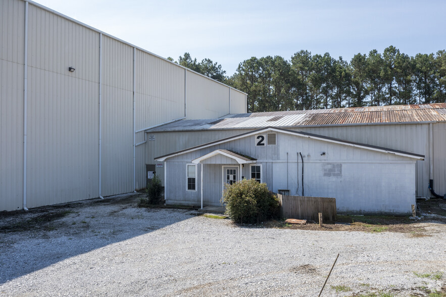 144 Thomas Ln, Pell City, AL à louer - Photo de l’immeuble – Image 3 sur 10