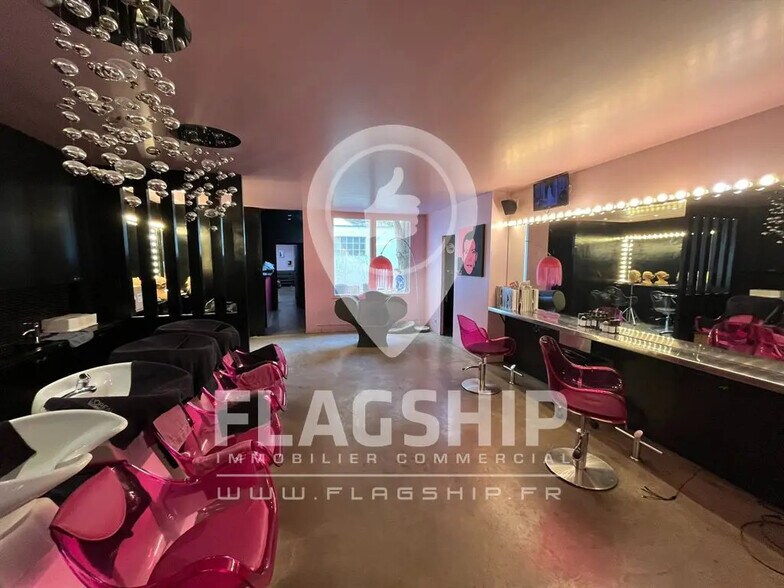 Local commercial dans Paris à louer - Photo intérieure – Image 2 sur 8