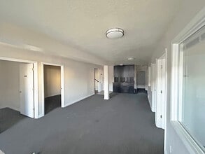 518-540 S Commerce Dr, Orem, UT à louer Photo intérieure– Image 2 sur 12