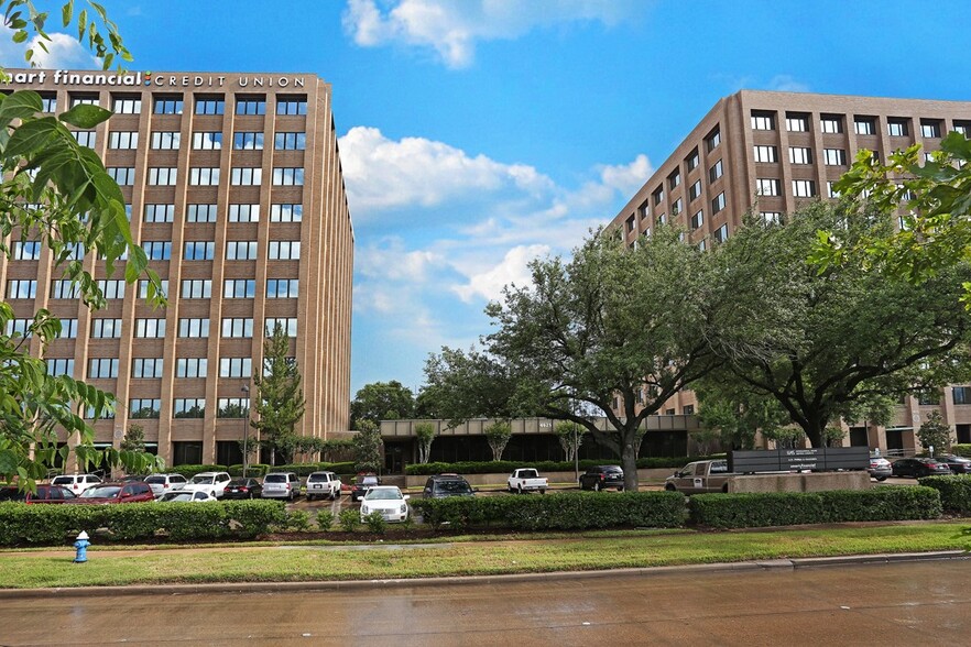 4625 Southwest Fwy, Houston, TX à louer - Photo de l’immeuble – Image 2 sur 6
