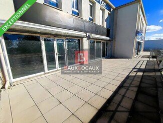 Plus de détails pour Local commercial à louer